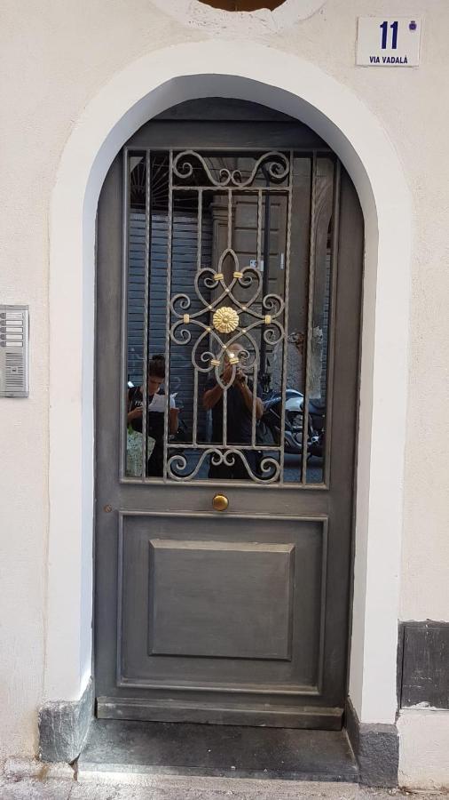 La Terrazza Sul Centro Apartment Catania Luaran gambar